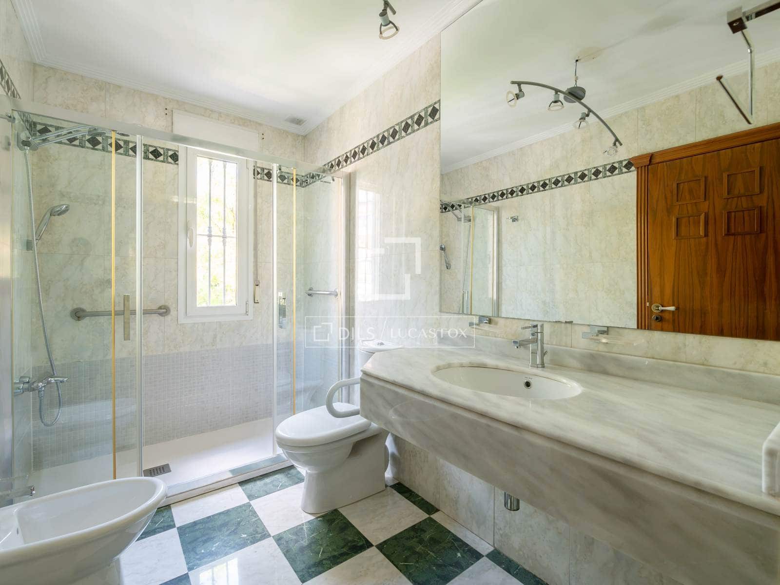 5 sovrum Villa till salu i Madrid stad med garage - 3 199 000 € (Ref: 9944834)