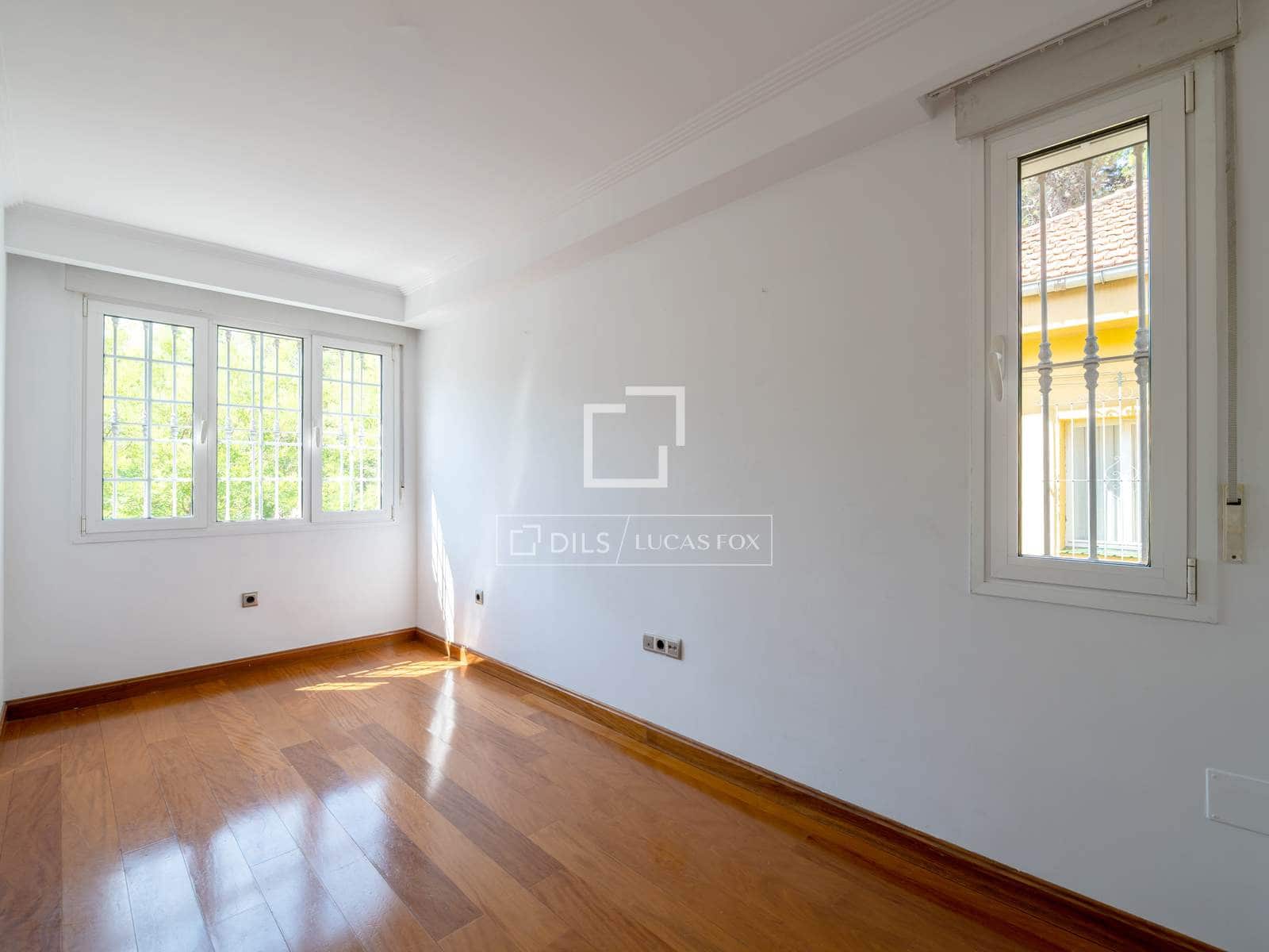 5 sovrum Villa till salu i Madrid stad med garage - 3 199 000 € (Ref: 9944834)