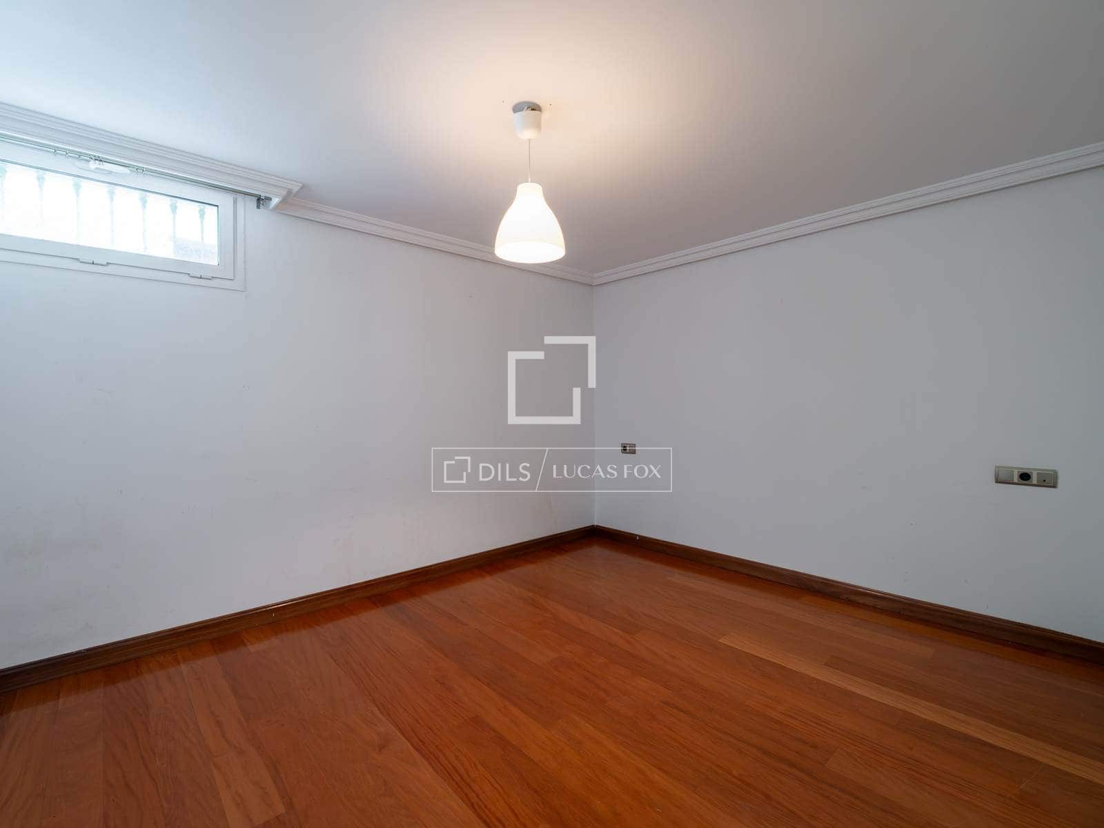 5 sovrum Villa till salu i Madrid stad med garage - 3 199 000 € (Ref: 9944834)