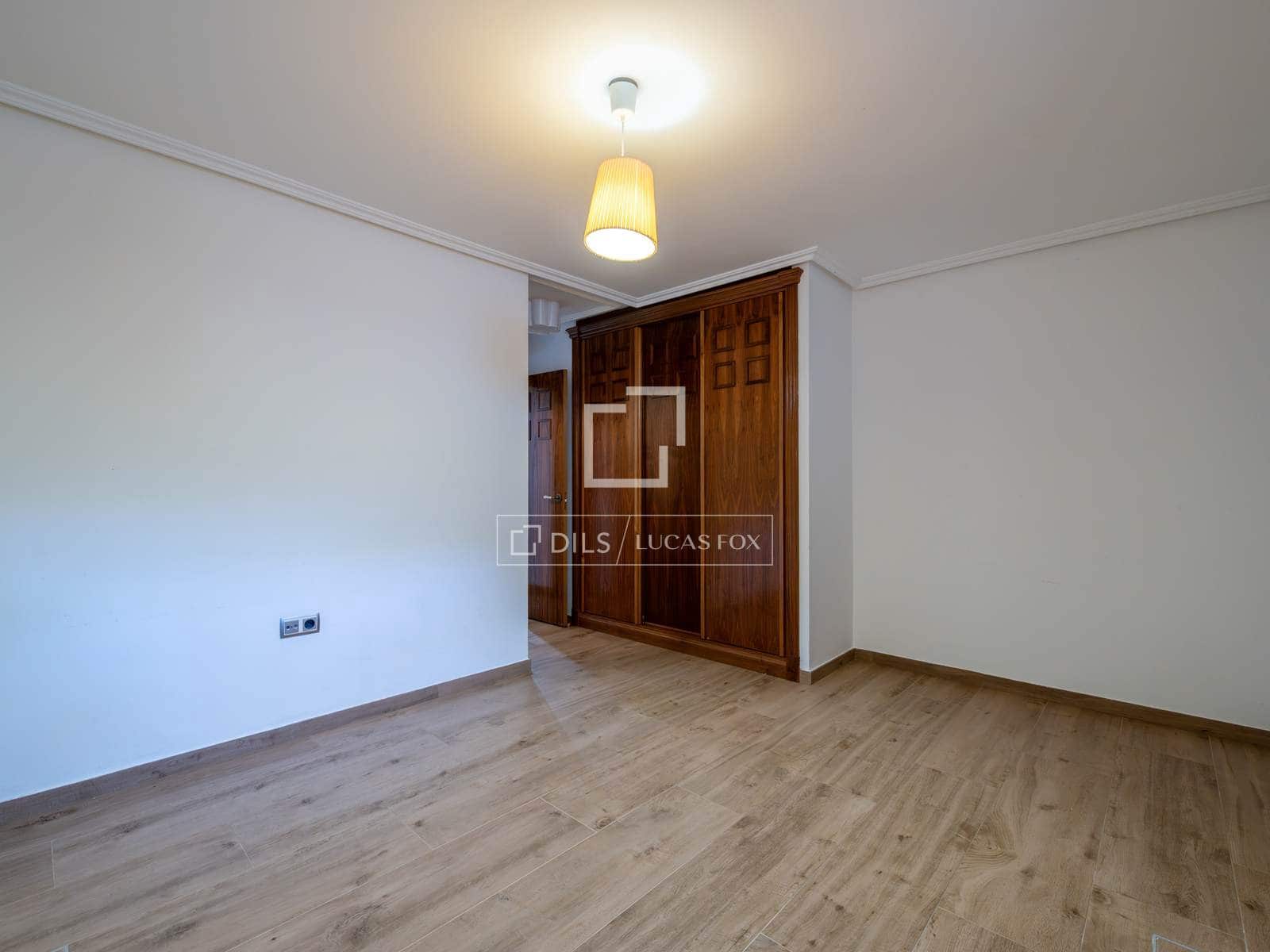 5 sovrum Villa till salu i Madrid stad med garage - 3 199 000 € (Ref: 9944834)