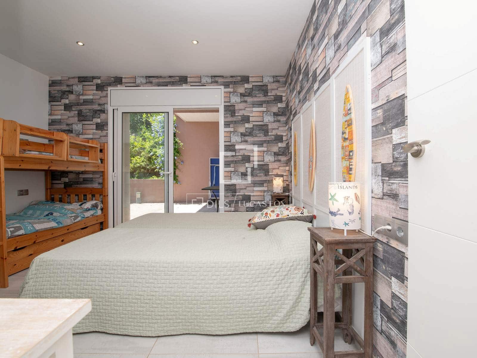 4 soverom Villa til salgs i Calonge i Sant Antoni med svømmebasseng garasje - € 890 000 (Ref: 9944835)