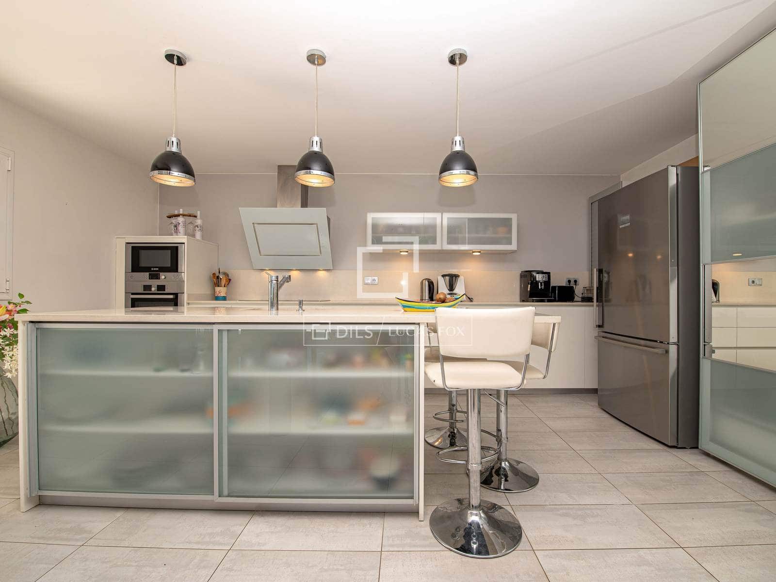4 soverom Villa til salgs i Calonge i Sant Antoni med svømmebasseng garasje - € 890 000 (Ref: 9944835)