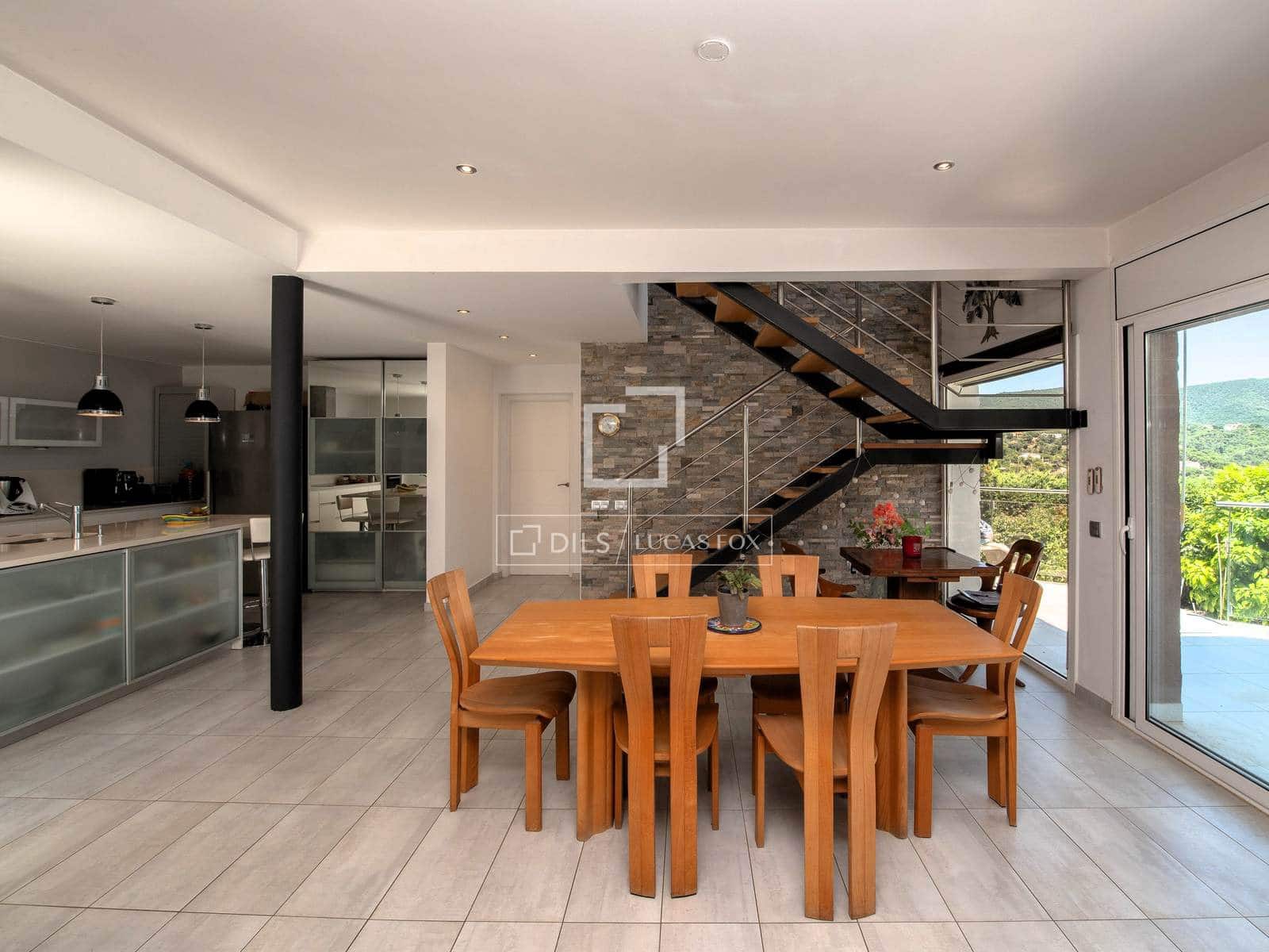 4 soverom Villa til salgs i Calonge i Sant Antoni med svømmebasseng garasje - € 890 000 (Ref: 9944835)