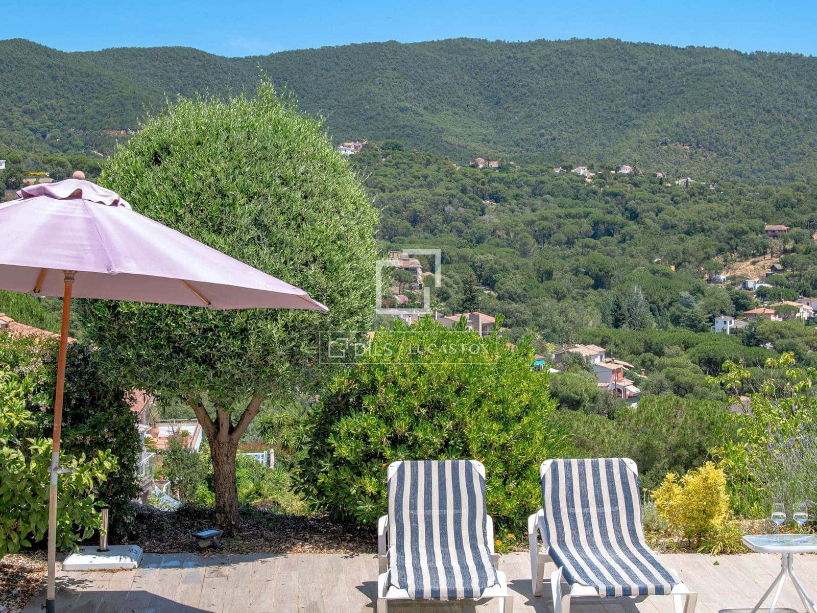 4 soverom Villa til salgs i Calonge i Sant Antoni med svømmebasseng garasje - € 890 000 (Ref: 9944835)