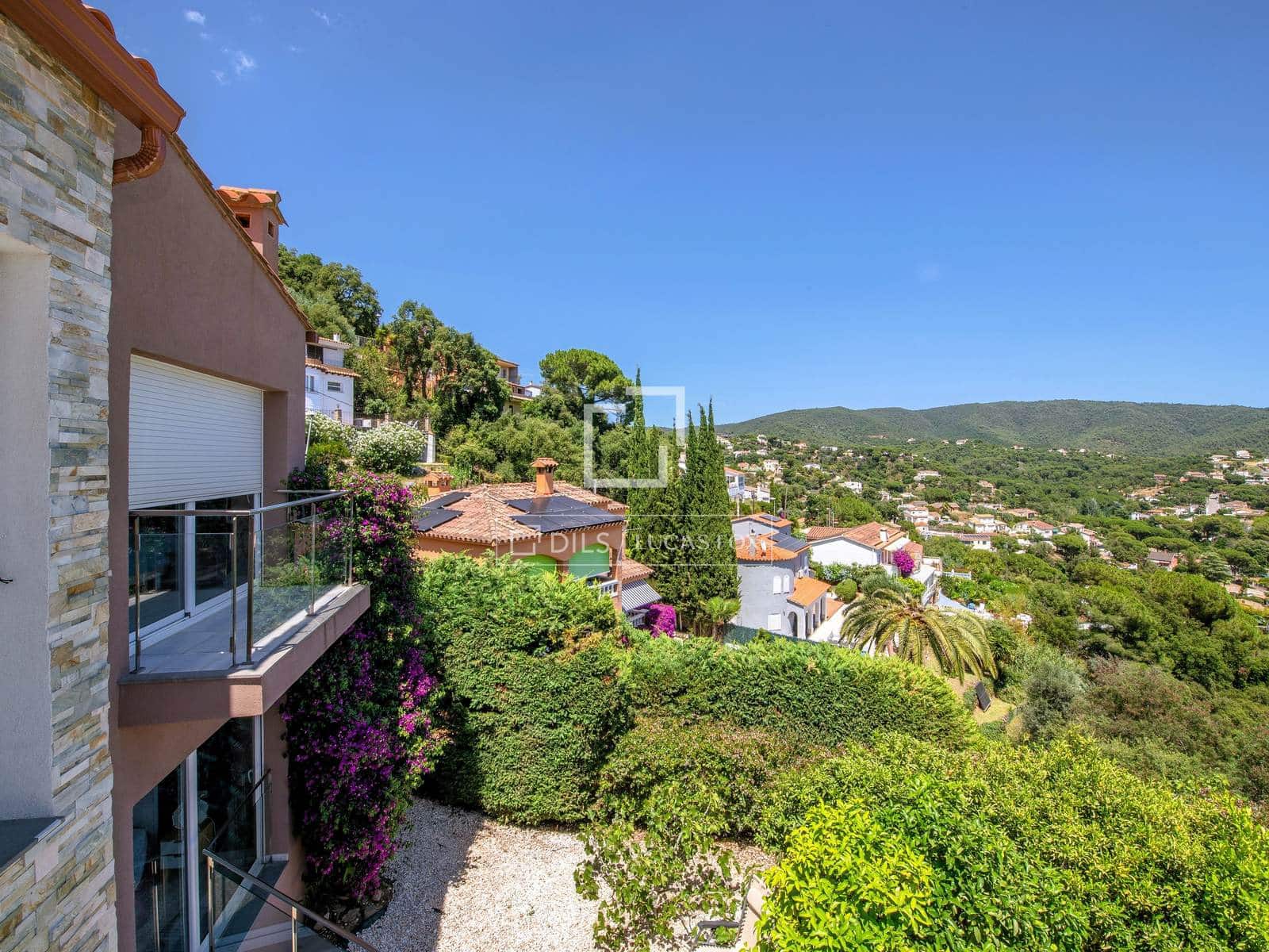 4 soverom Villa til salgs i Calonge i Sant Antoni med svømmebasseng garasje - € 890 000 (Ref: 9944835)