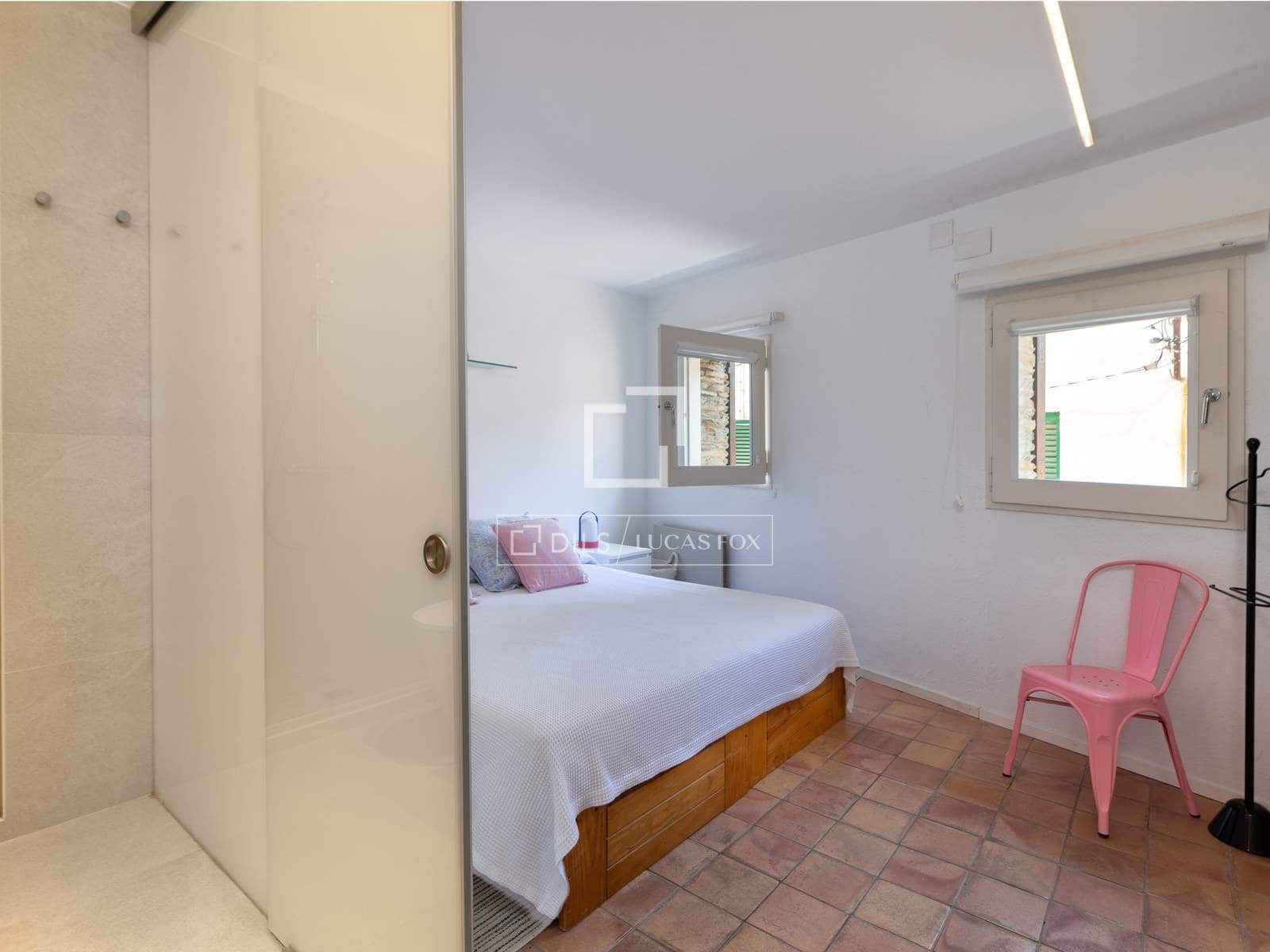 4 soverom Villa til salgs i Cadaques med garasje - € 1 095 000 (Ref: 9945992)