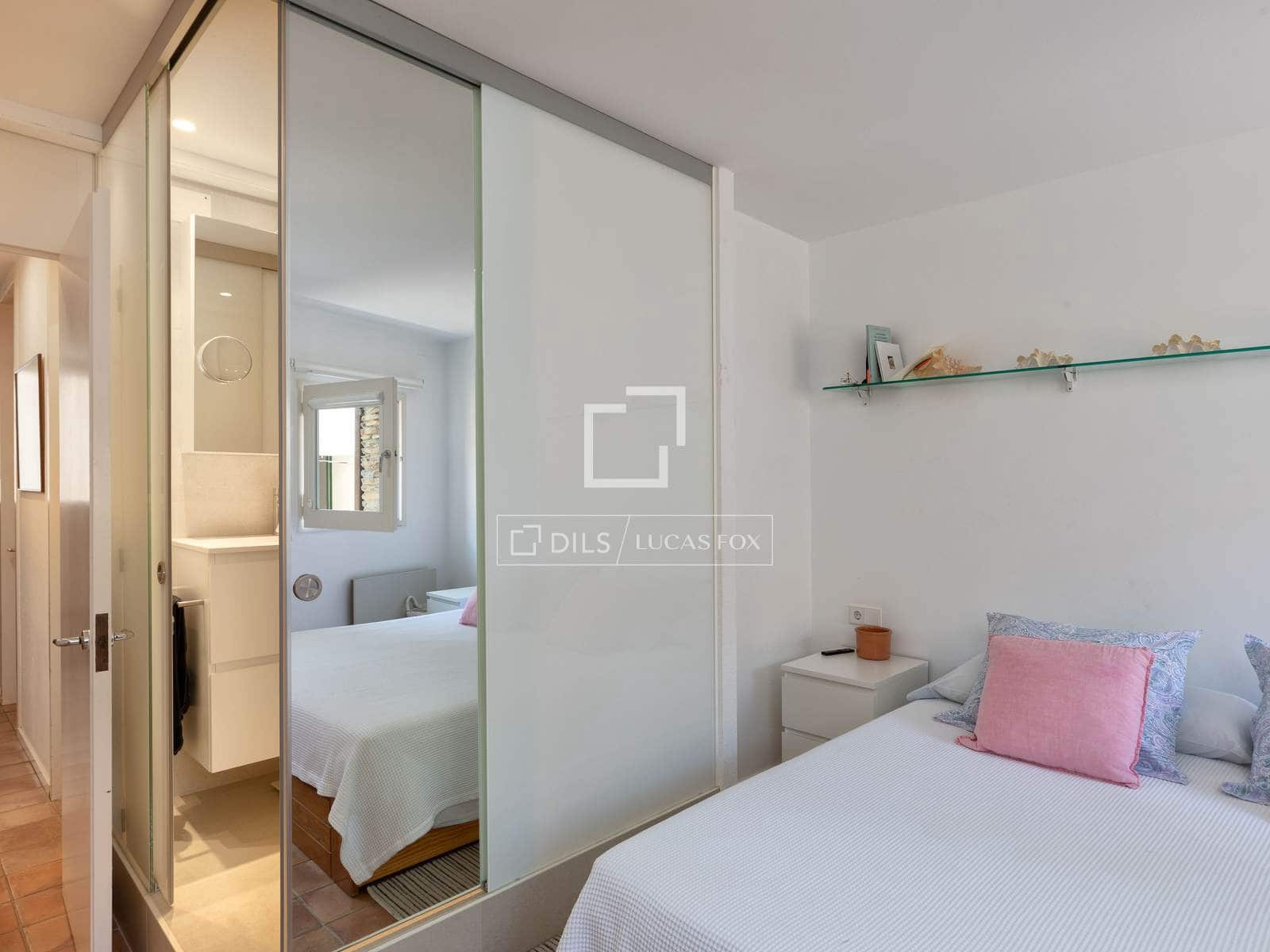 4 soverom Villa til salgs i Cadaques med garasje - € 1 095 000 (Ref: 9945992)
