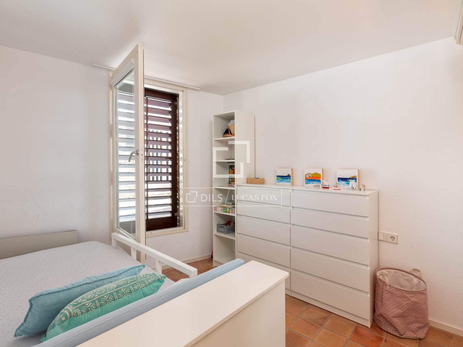 4 soverom Villa til salgs i Cadaques med garasje - € 1 095 000 (Ref: 9945992)