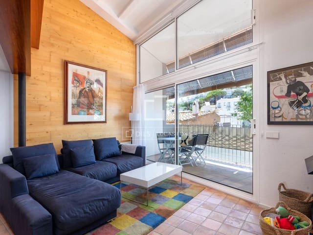 4 soverom Villa til salgs i Cadaqués med garasje - € 1 095 000 (Ref: 9945992)