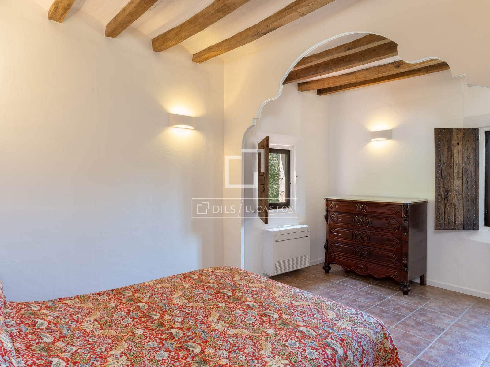 8 quarto Quinta/Casa Rural para venda em Olot com piscina garagem - 1 075 000 € (Ref: 9945993)