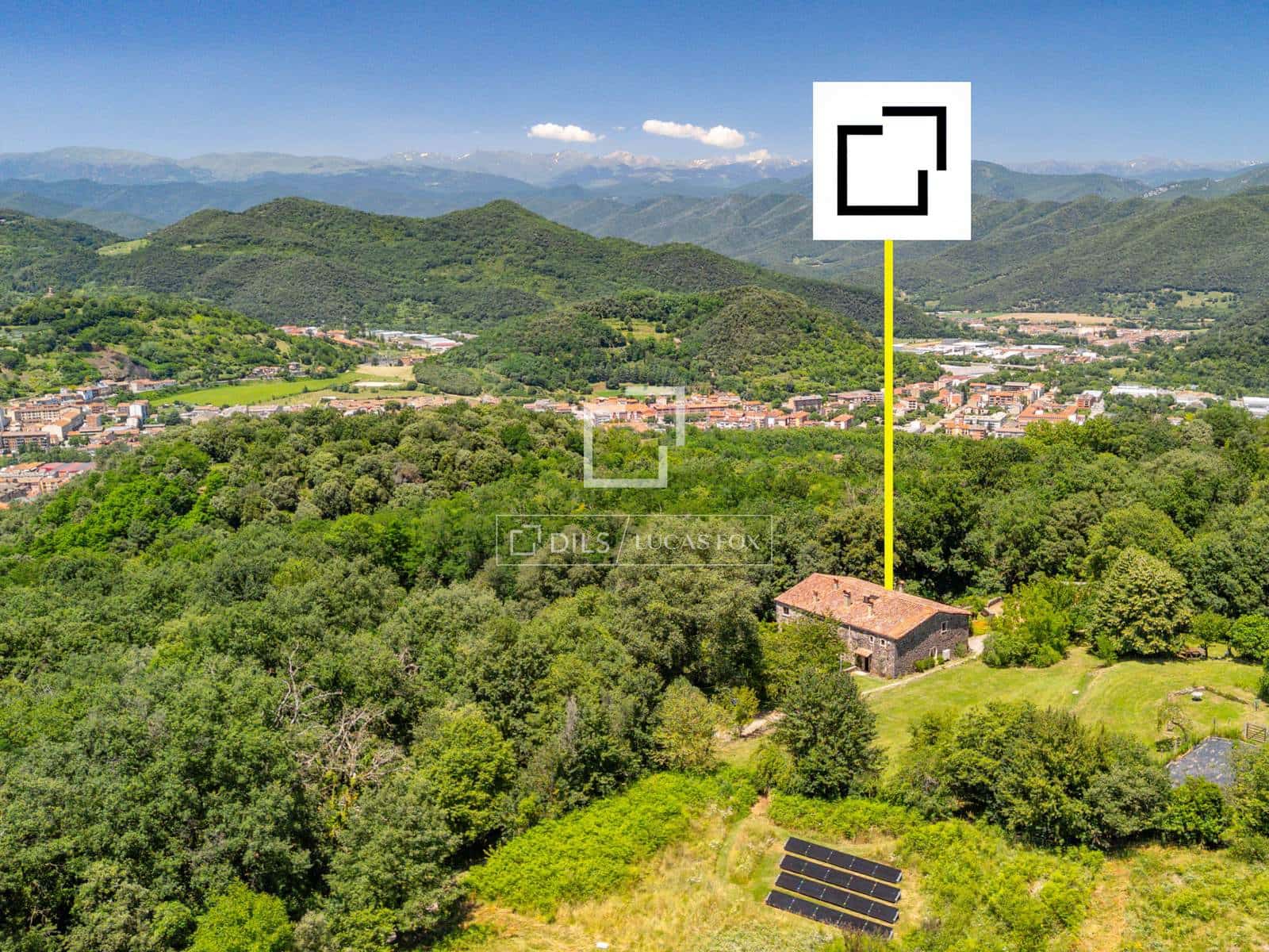 8 quarto Quinta/Casa Rural para venda em Olot com piscina garagem - 1 075 000 € (Ref: 9945993)