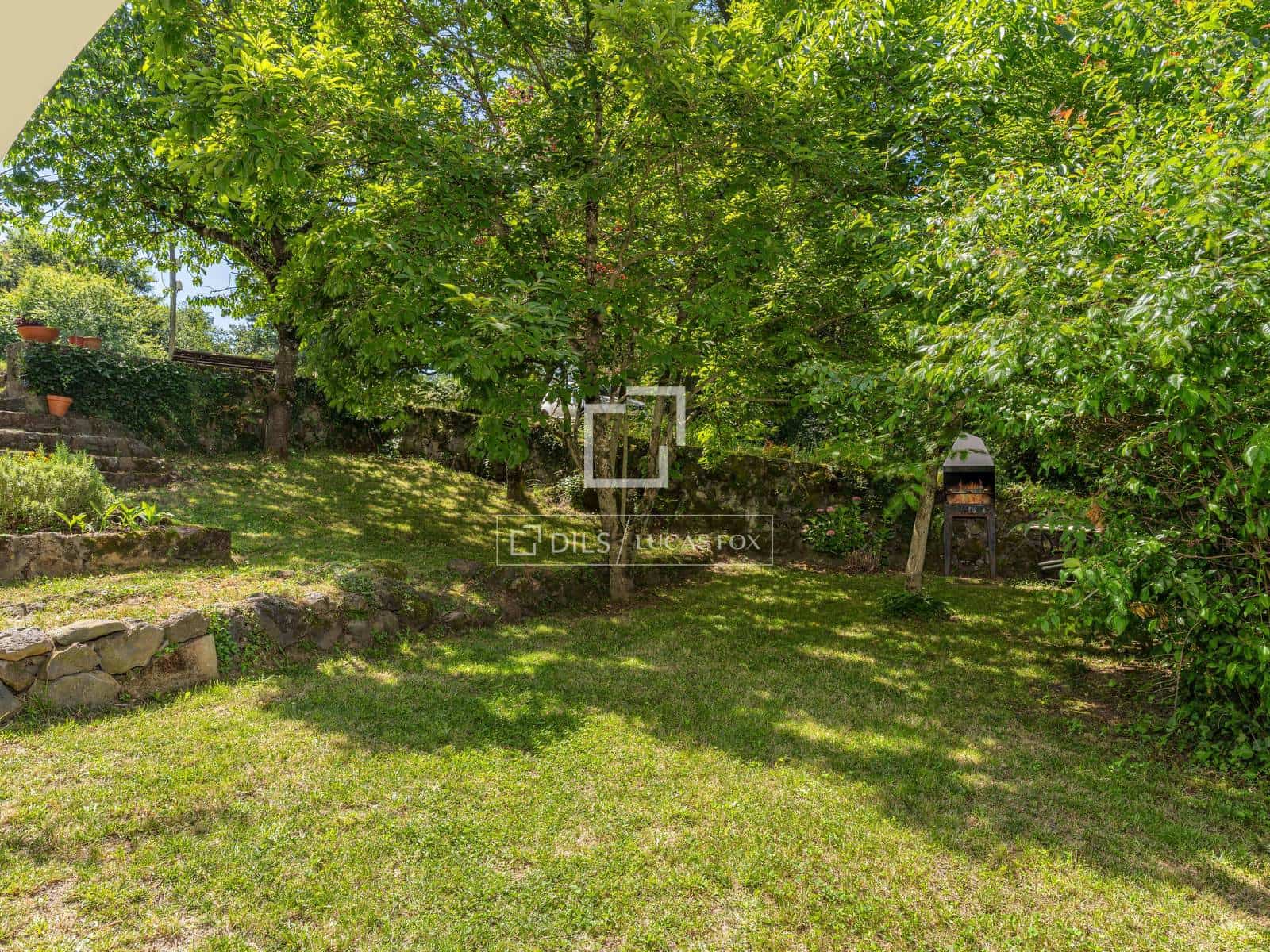 8 quarto Quinta/Casa Rural para venda em Olot com piscina garagem - 1 075 000 € (Ref: 9945993)