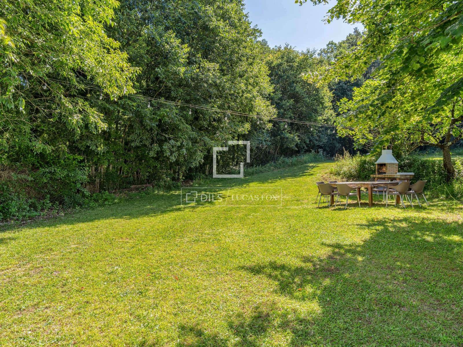 8 quarto Quinta/Casa Rural para venda em Olot com piscina garagem - 1 075 000 € (Ref: 9945993)