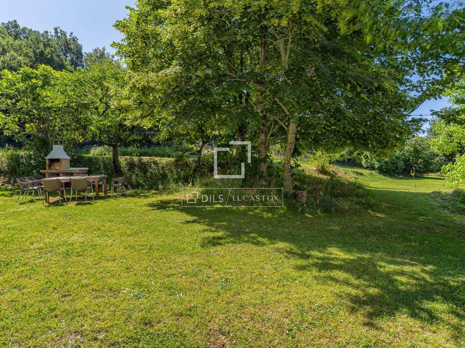 8 quarto Quinta/Casa Rural para venda em Olot com piscina garagem - 1 075 000 € (Ref: 9945993)