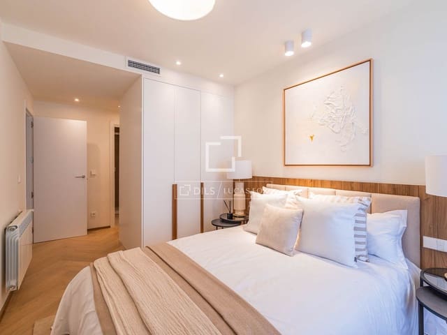 3 soverom Leilighet til salgs i Madrid by med garasje - € 986 000 (Ref: 9945995)