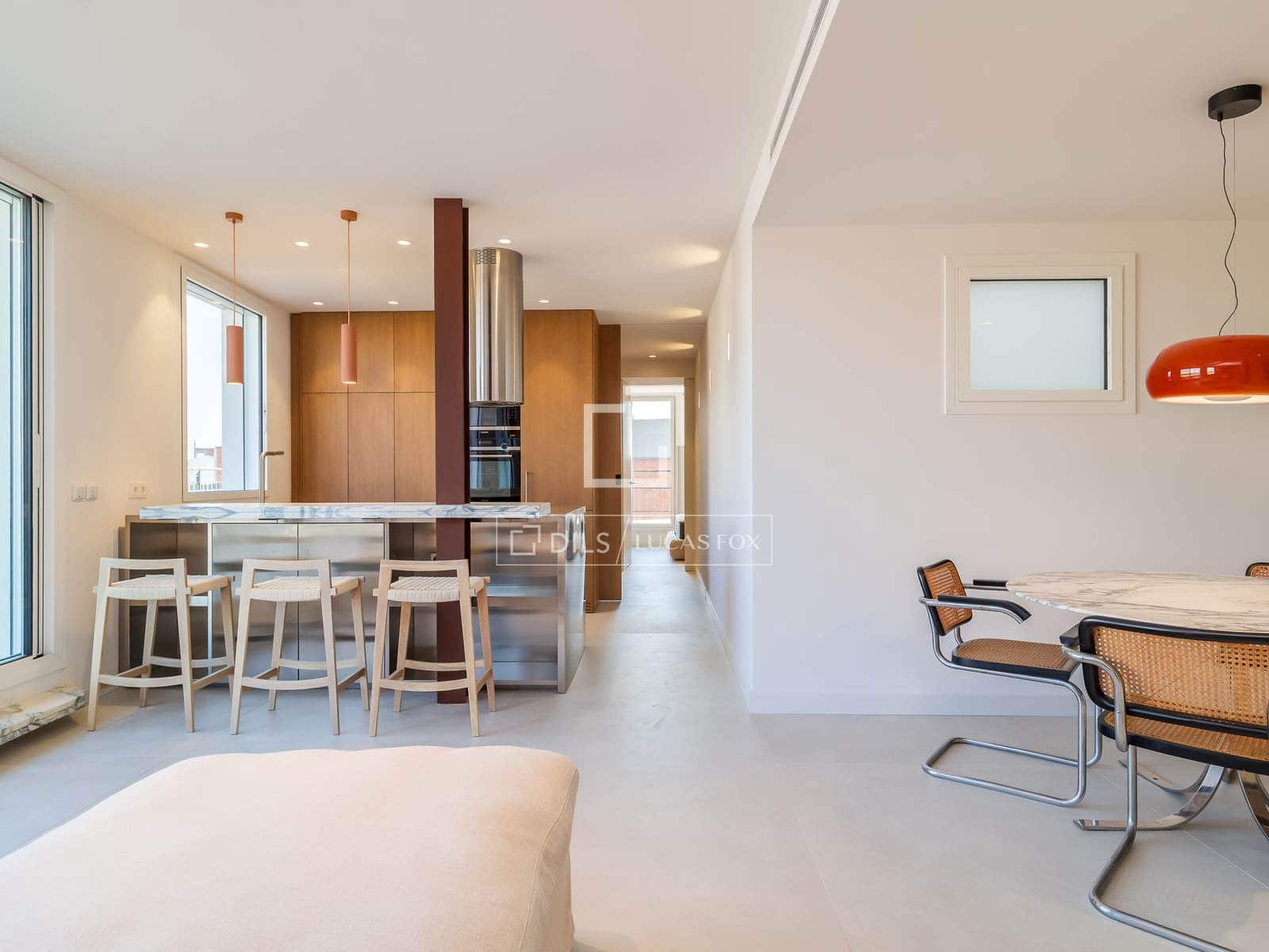 3 soveværelse Penthouse til salg i Barcelona by med garage - € 1.250.000 (Ref: 9946271)