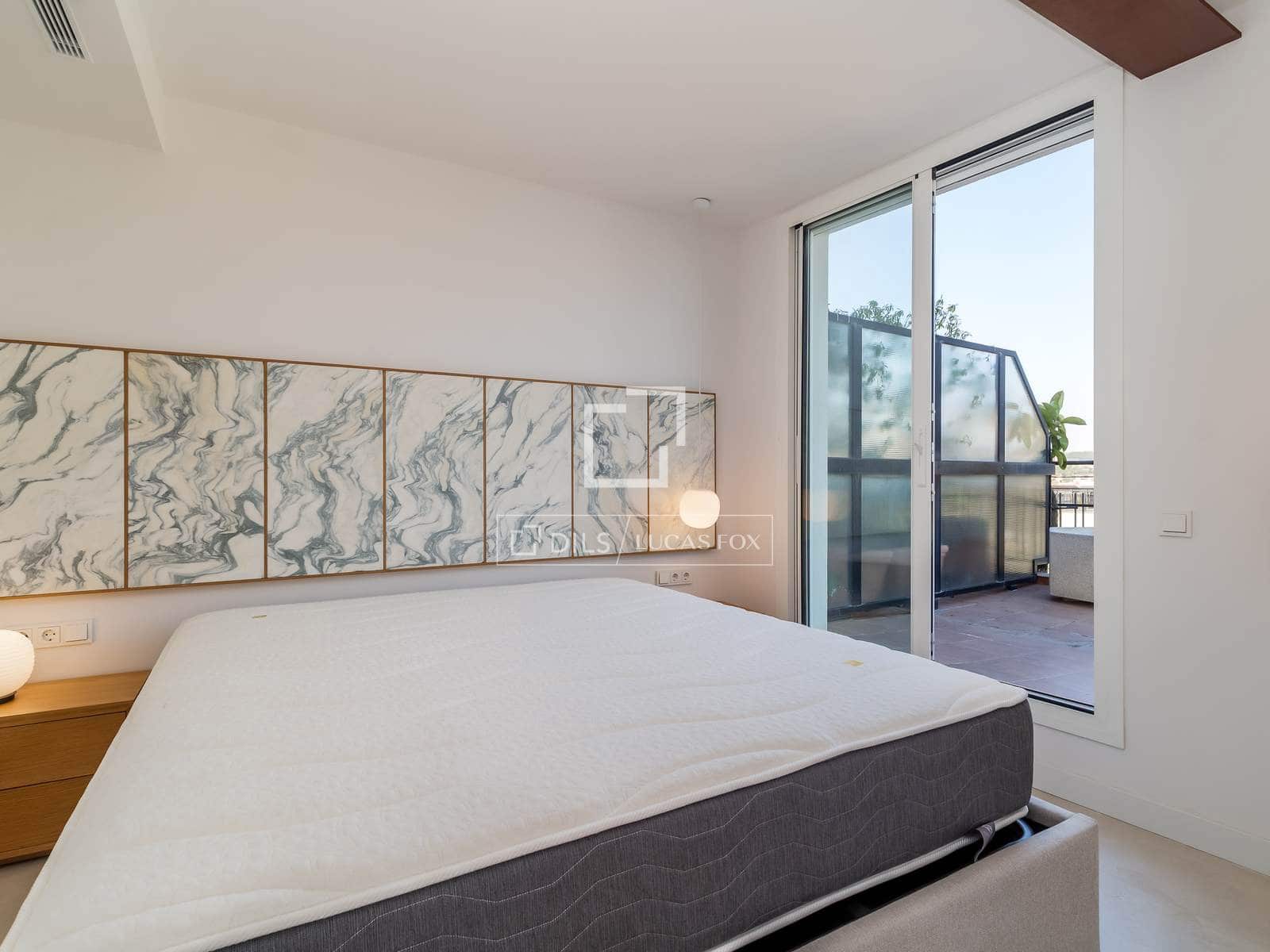 3 soveværelse Penthouse til salg i Barcelona by med garage - € 1.250.000 (Ref: 9946271)