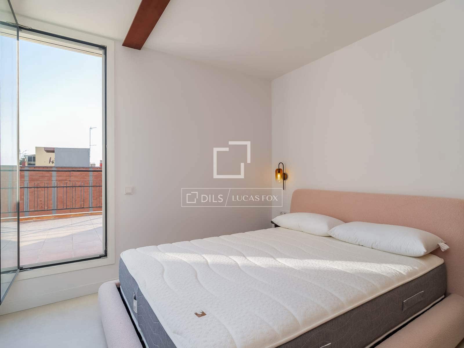 3 soveværelse Penthouse til salg i Barcelona by med garage - € 1.250.000 (Ref: 9946271)