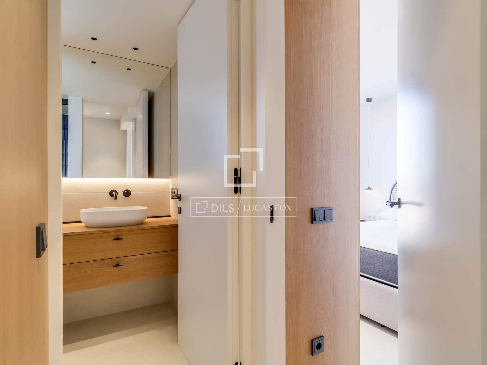 3 soveværelse Penthouse til salg i Barcelona by med garage - € 1.250.000 (Ref: 9946271)