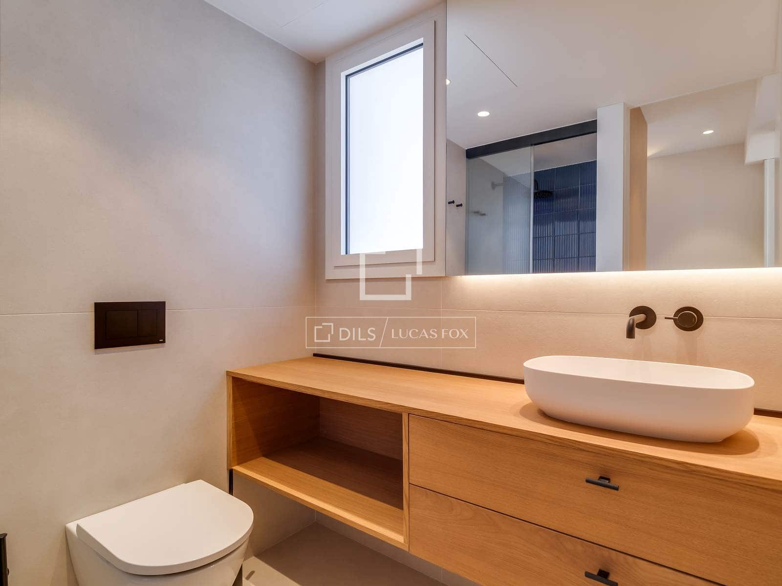 3 soveværelse Penthouse til salg i Barcelona by med garage - € 1.250.000 (Ref: 9946271)