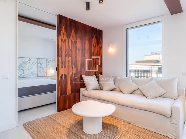 3 soveværelse Penthouse til salg i Barcelona by med garage - € 1.250.000 (Ref: 9946271)