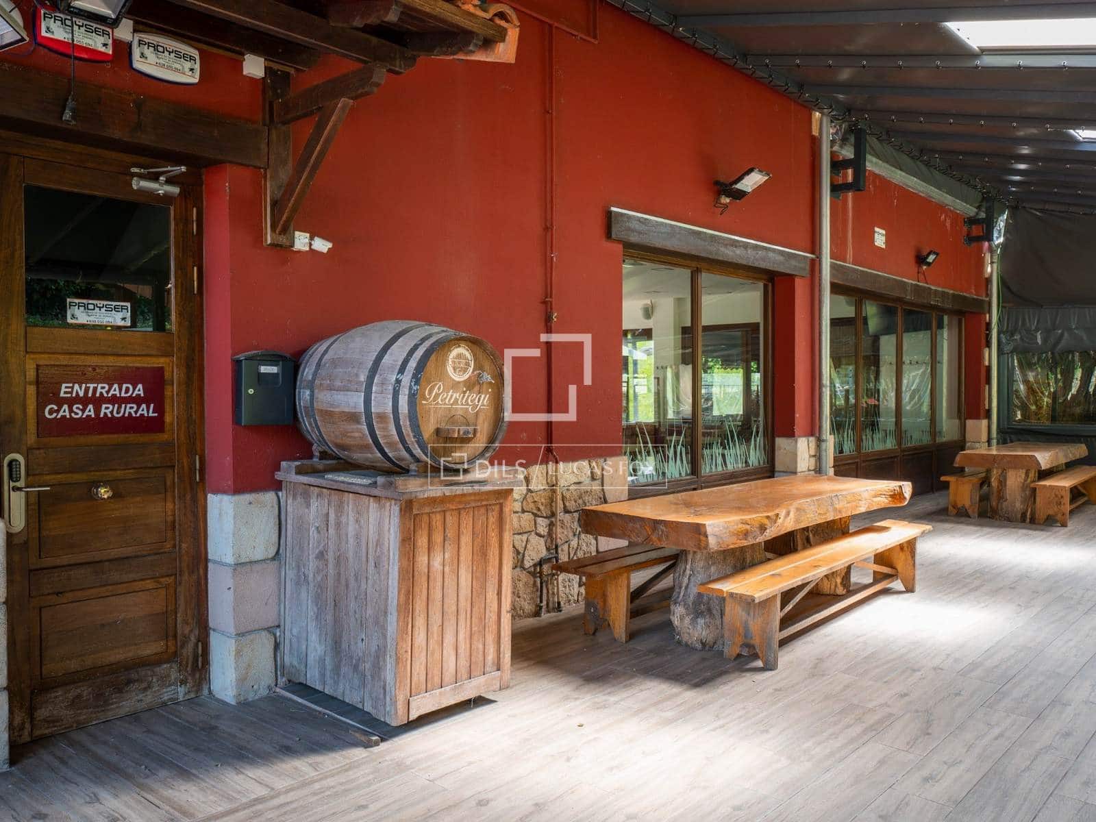 9 soveværelse Villa til salg i Donostia-San Sebastian med garage - € 1.600.000 (Ref: 9946272)