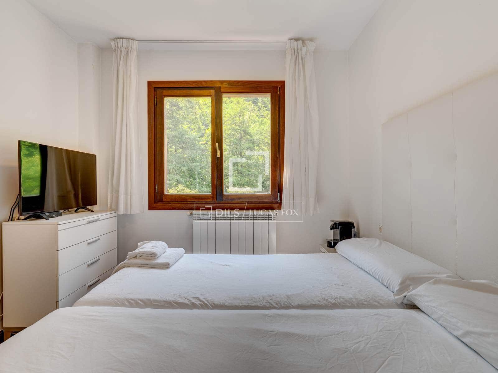 9 bedroom Villa for sale in Donostia-San Sebastian with garage - € 1,600,000 (Ref: 9946272)