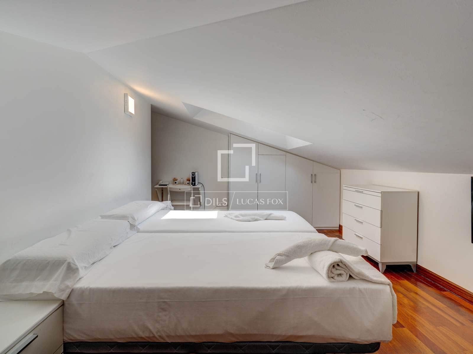 9 bedroom Villa for sale in Donostia-San Sebastian with garage - € 1,600,000 (Ref: 9946272)