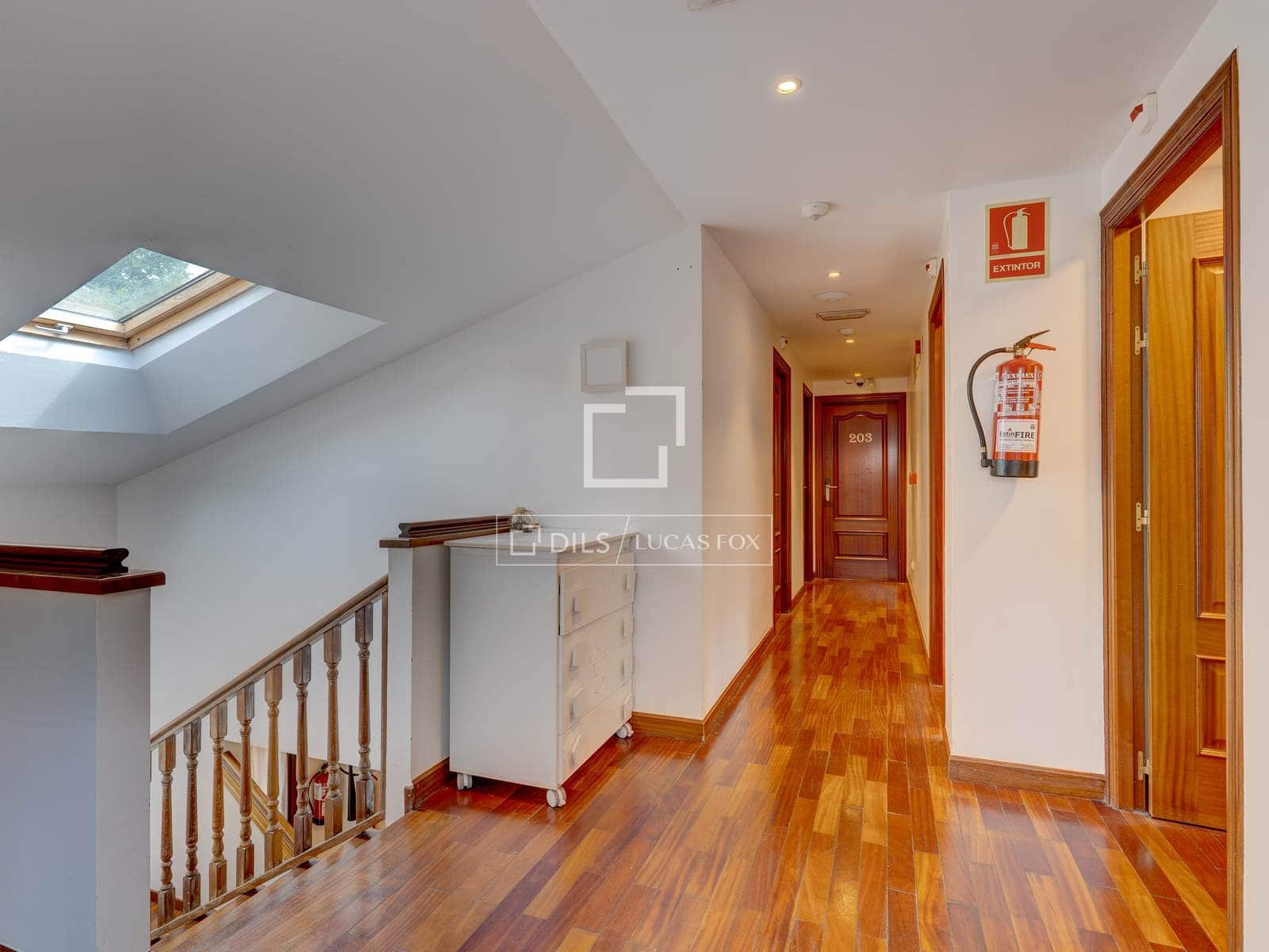 9 bedroom Villa for sale in Donostia-San Sebastian with garage - € 1,600,000 (Ref: 9946272)