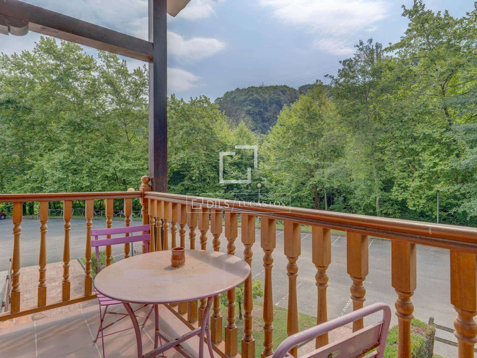 9 bedroom Villa for sale in Donostia-San Sebastian with garage - € 1,600,000 (Ref: 9946272)