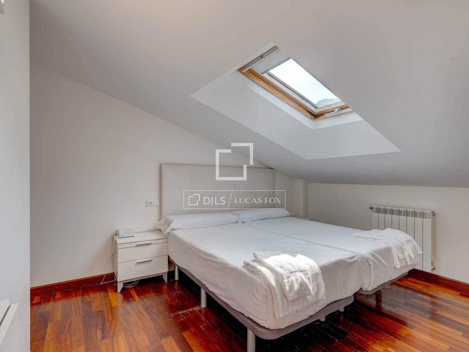9 bedroom Villa for sale in Donostia-San Sebastian with garage - € 1,600,000 (Ref: 9946272)