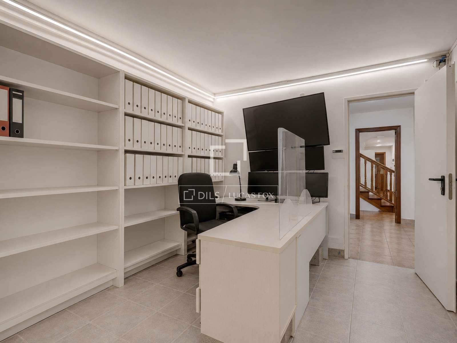 9 bedroom Villa for sale in Donostia-San Sebastian with garage - € 1,600,000 (Ref: 9946272)