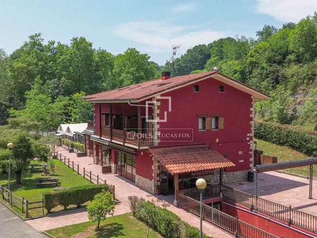 9 quarto Moradia para venda em Donostia-San Sebastián com garagem - 1 600 000 € (Ref: 9946272)
