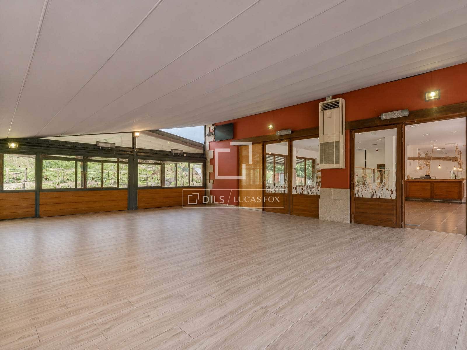 9 bedroom Villa for sale in Donostia-San Sebastian with garage - € 1,600,000 (Ref: 9946272)