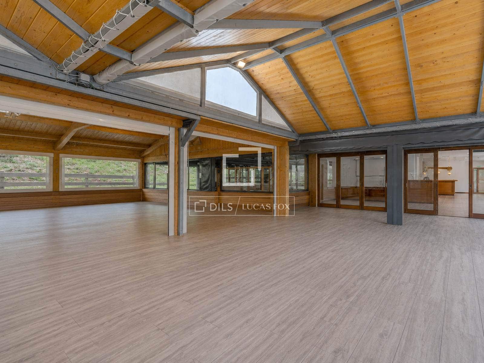 9 bedroom Villa for sale in Donostia-San Sebastian with garage - € 1,600,000 (Ref: 9946272)