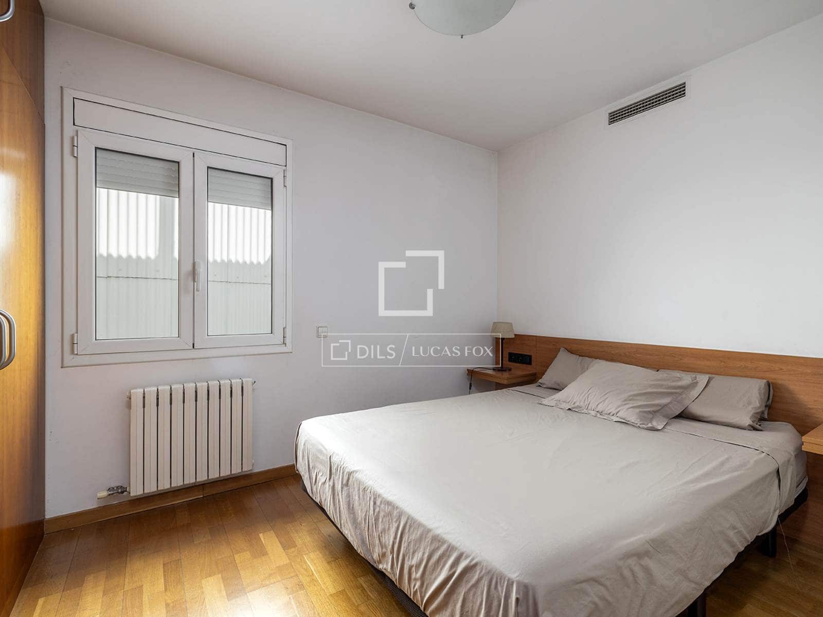 3 bedroom Penthouse for rent in Barcelona city with garage - € 3,200 (Ref: 9946718)
