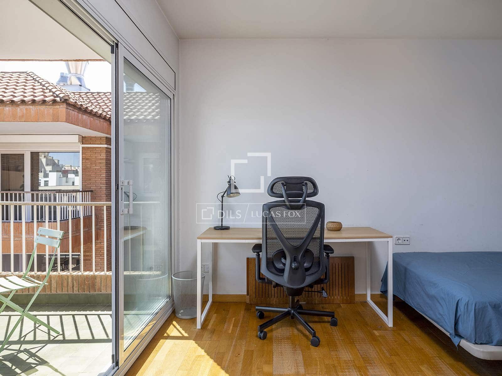 3 bedroom Penthouse for rent in Barcelona city with garage - € 3,200 (Ref: 9946718)