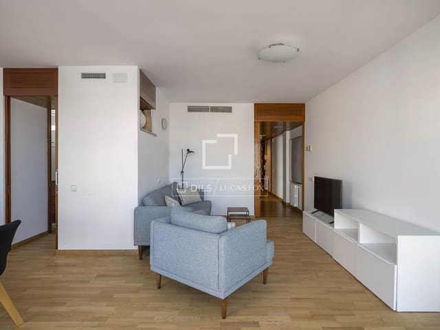 3 soveværelse Penthouse til leje i Barcelona by med garage - € 3.200 (Ref: 9946718)