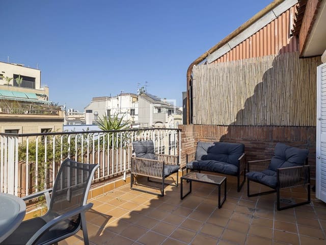 3 soveværelse Penthouse til leje i Barcelona by med garage - € 3.200 (Ref: 9946718)