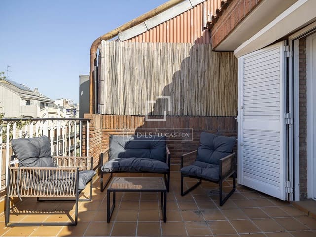 3 soveværelse Penthouse til leje i Barcelona by med garage - € 3.200 (Ref: 9946718)
