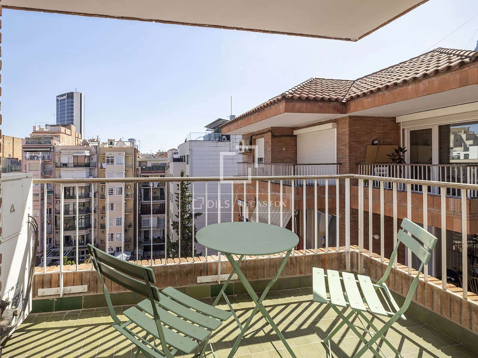 3 bedroom Penthouse for rent in Barcelona city with garage - € 3,200 (Ref: 9946718)
