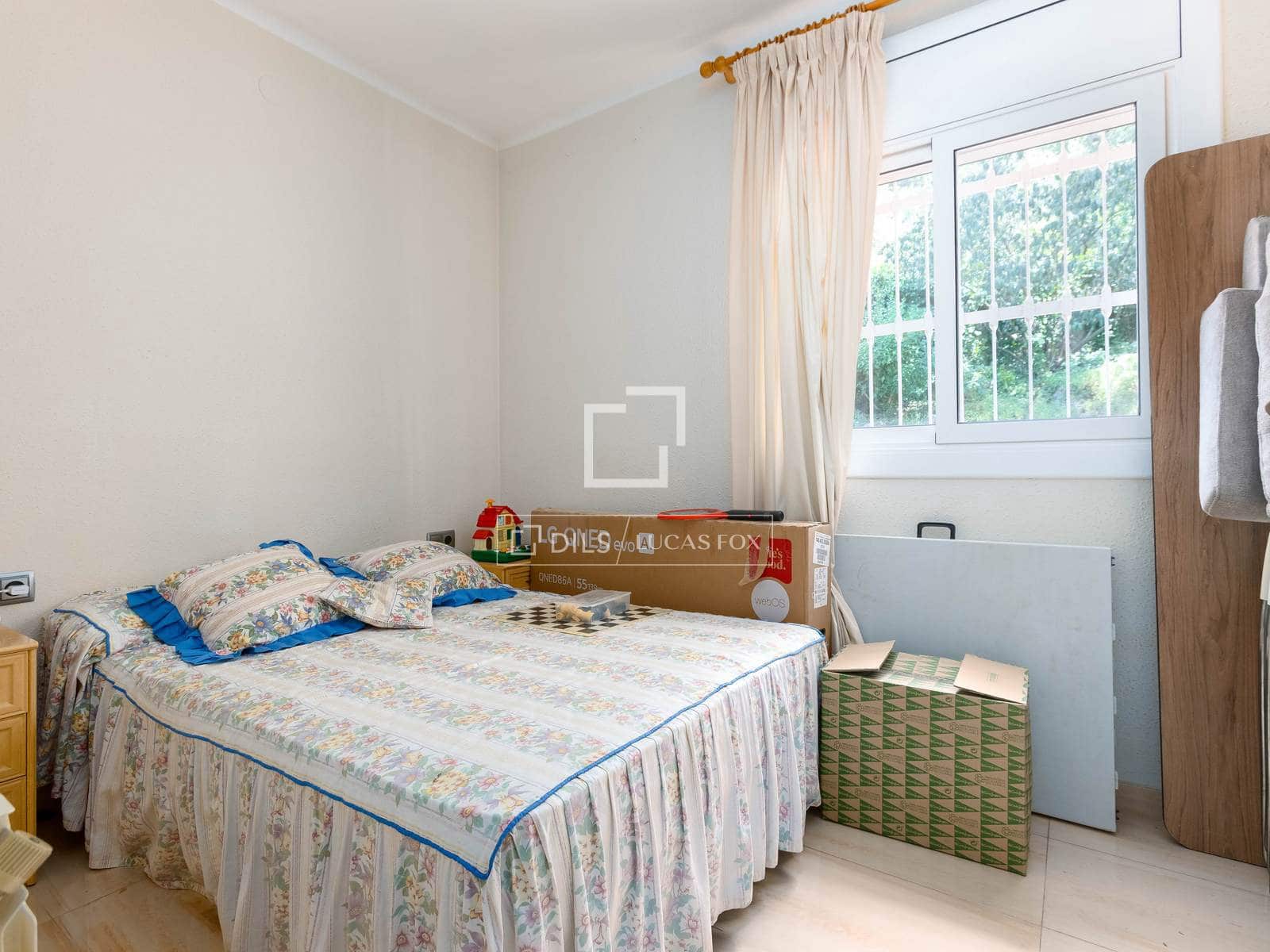 5 sypialnia Willa na sprzedaż w Vallromanes z basenem garażem - 645 000 € (Ref: 9946720)