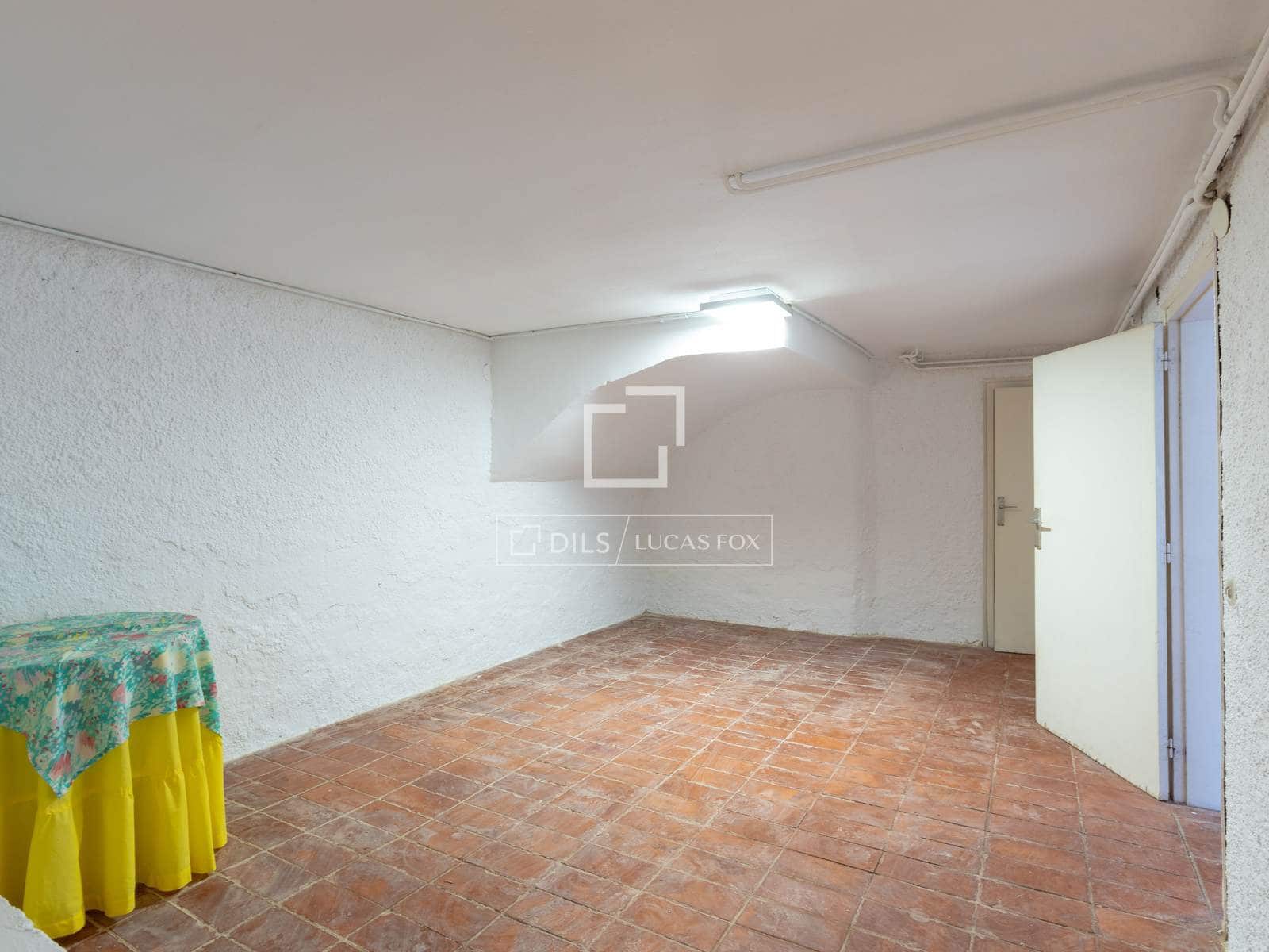 5 sypialnia Willa na sprzedaż w Vallromanes z basenem garażem - 645 000 € (Ref: 9946720)