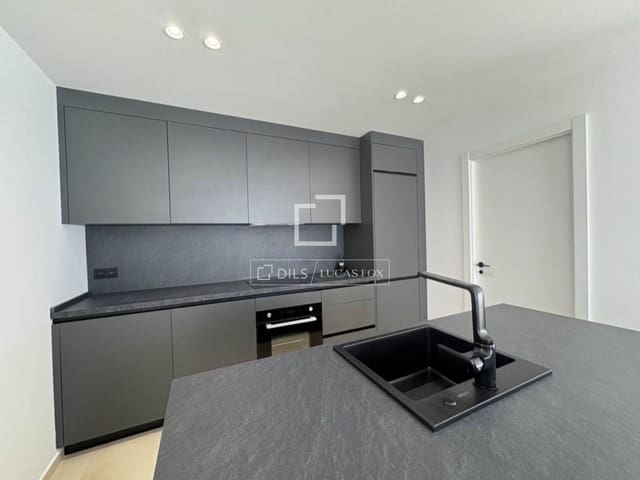 3 quarto Moradia para venda em Finestrat com piscina garagem - 495 000 € (Ref: 9946787)