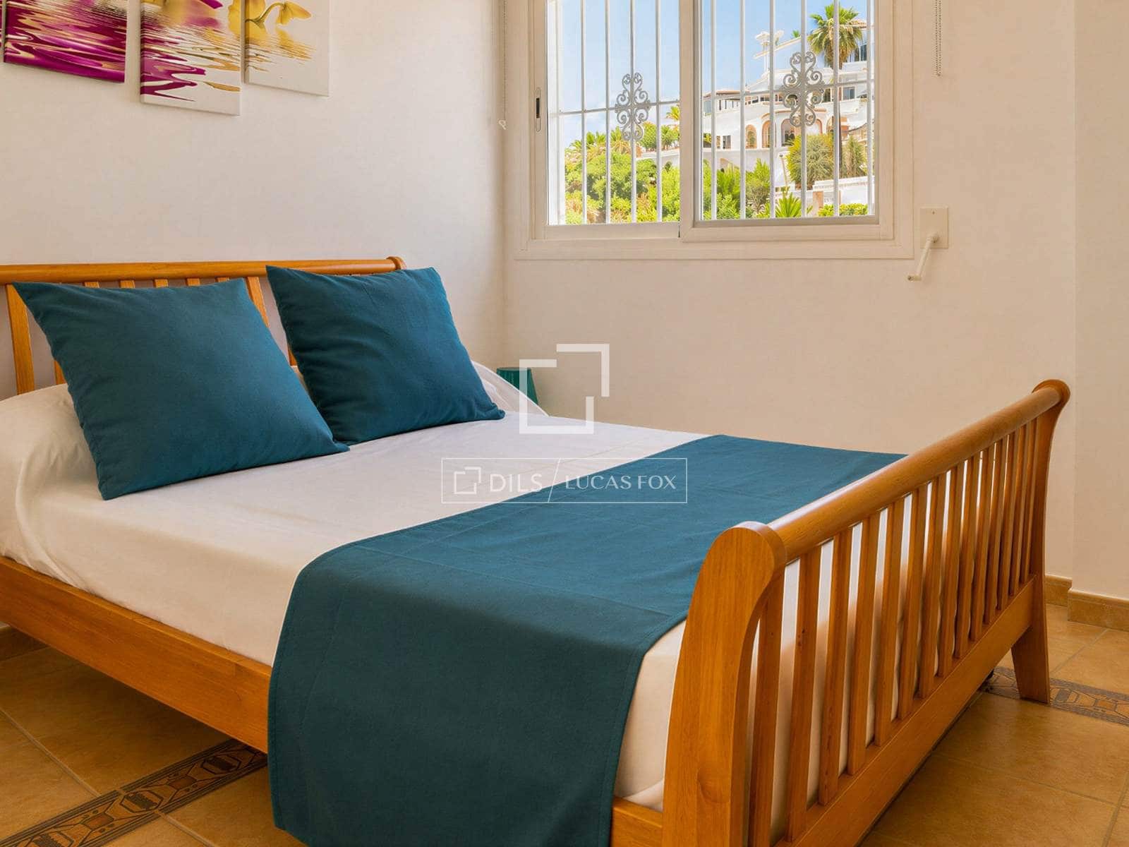 Villa te koop in Salobrena met zwembad garage - € 795.000 (Ref: 9946826)