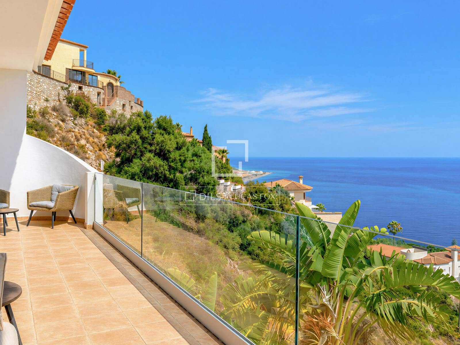 Villa te koop in Salobrena met zwembad garage - € 795.000 (Ref: 9946826)