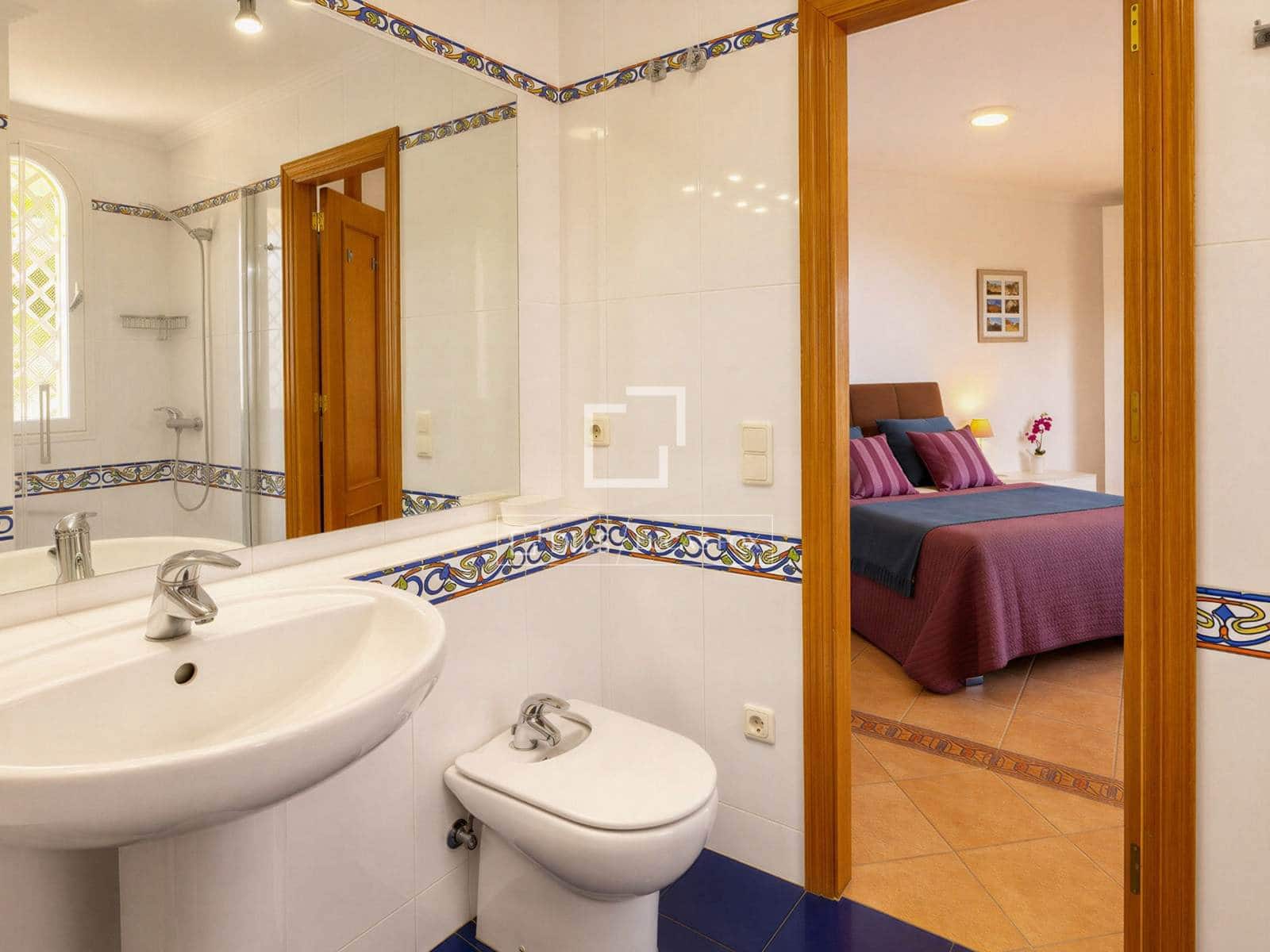 Villa te koop in Salobrena met zwembad garage - € 795.000 (Ref: 9946826)