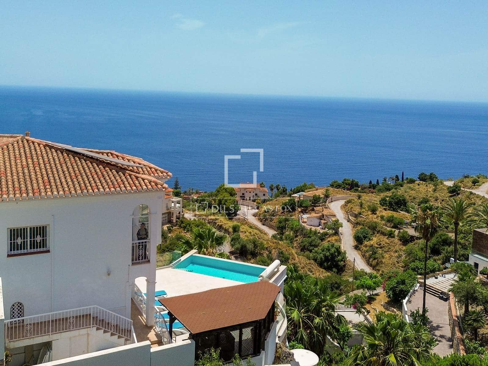 Villa te koop in Salobrena met zwembad garage - € 795.000 (Ref: 9946826)