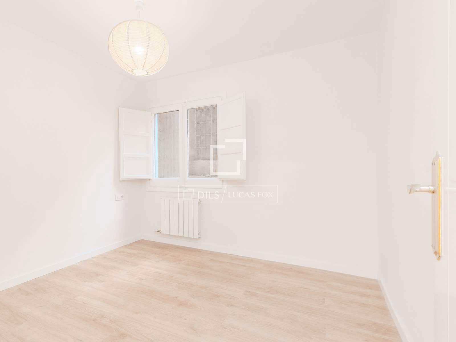 3 bedroom Apartment for sale in Barcelona city - € 495,000 (Ref: 9948528)