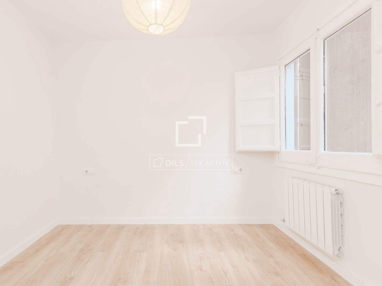 3 bedroom Apartment for sale in Barcelona city - € 495,000 (Ref: 9948528)